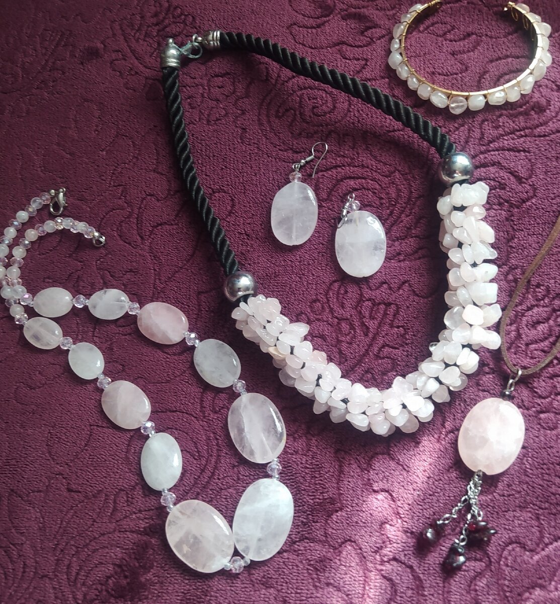 Розовый кварц из моей коллекции