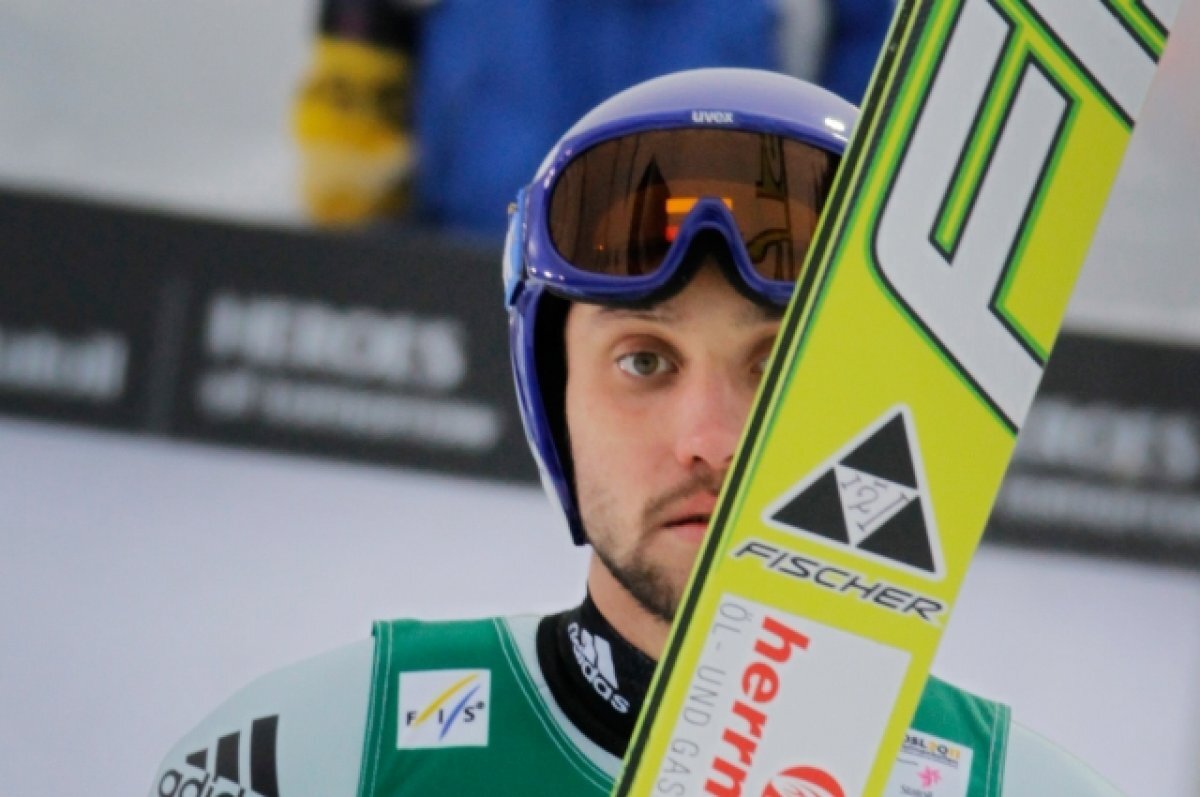    Павел Карелин.