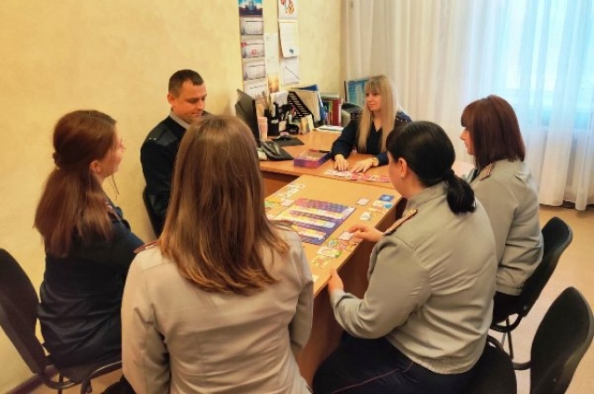    Психолог в работе с сотрудниками УИС использует трансформационные игры