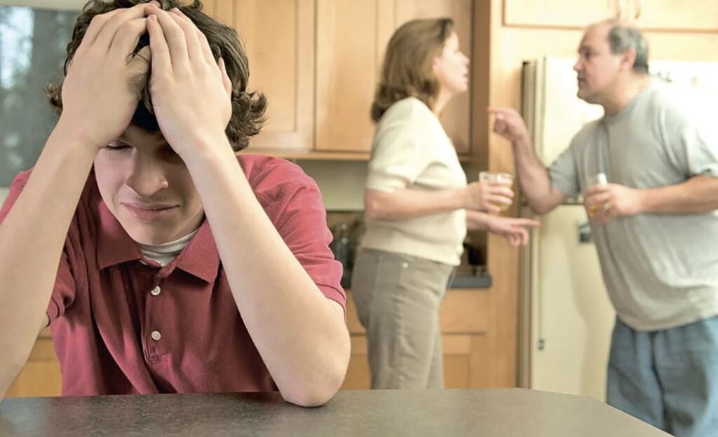   Проблемы в семье — часто подталкивают несовершеннолетних к совершению преступлений Екатерина Карпенко