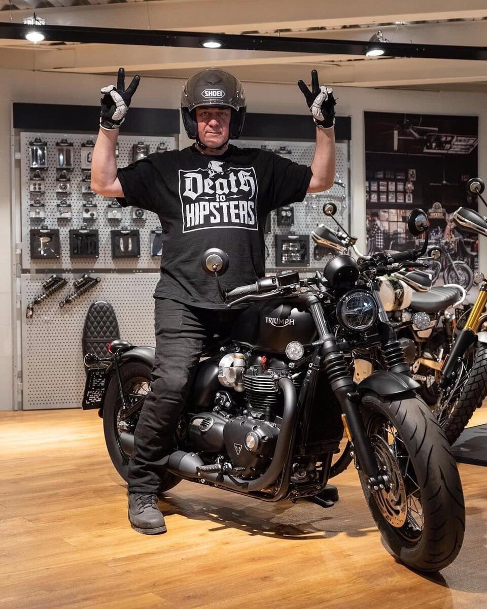 Мотоцикл Triumph Bonneville Доренко