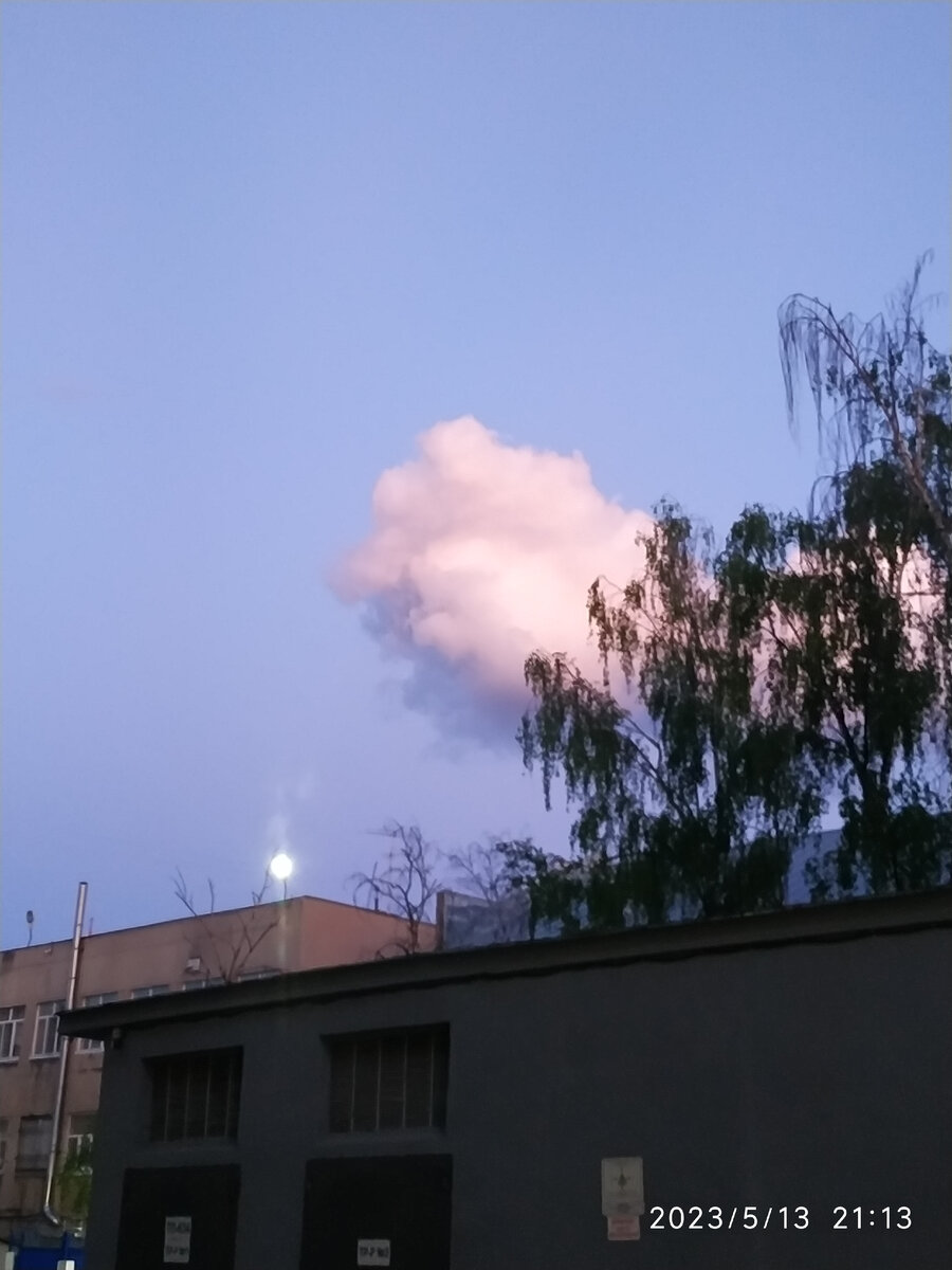 облако над Тверью