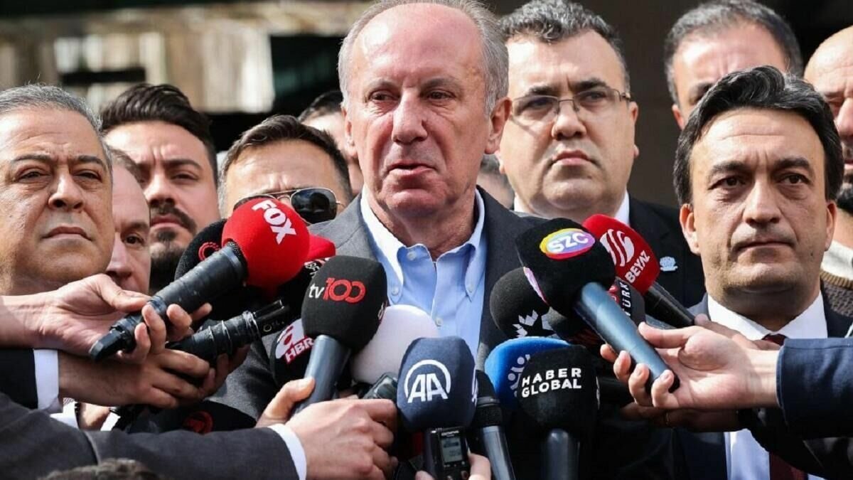     Как оказалось, кандидат в президенты Турции Мухаррем Индже снял свою кандидатуру с предвыборной гонки вовсе не по состоянию здоровья, а из-за угрозы распространения в соцсетях видеоролика, свидетельствующего о его участи в сексуальных оргиях.