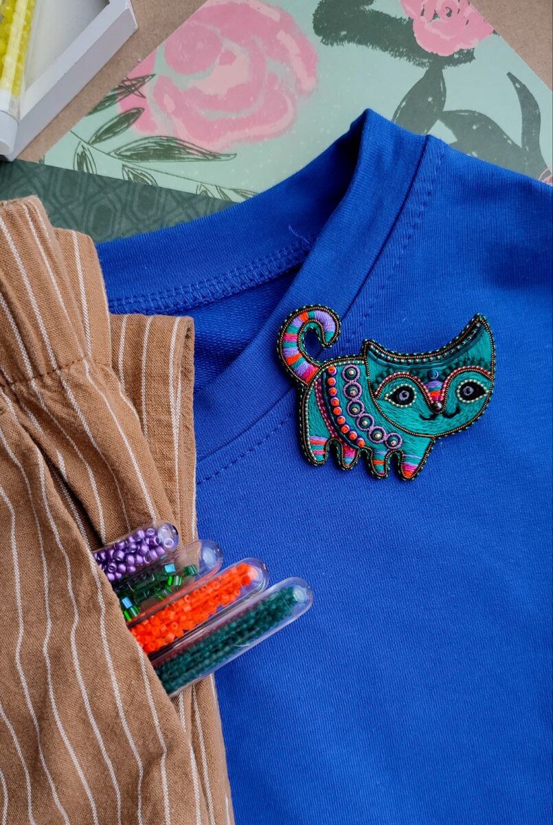 Брошь КОТИК ЛУНОЛИКИЙ