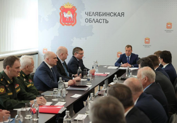    Дмитрий Медведев на заседании рабочей группы ВПК. Фото: "ВКонтакте".