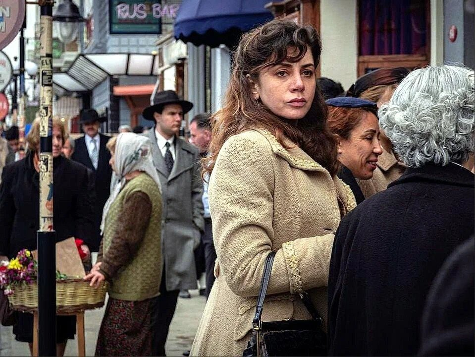 Промо фото к сериалу "Клуб"