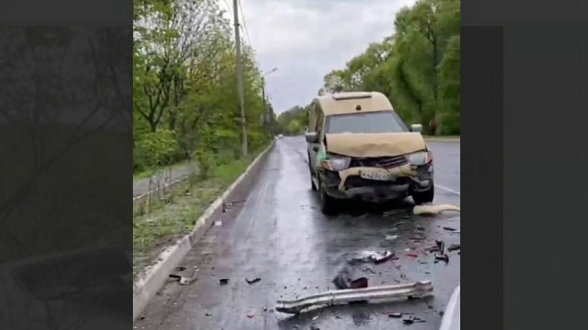     В Находке машина инкассаторов столкнулась с «Приусом» на дороге в районе Горбольницы. Обе машины получили значительные повреждения, о пострадавших не сообщается.