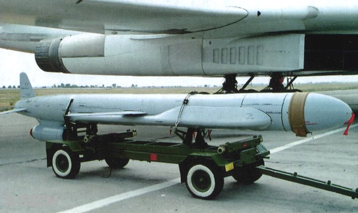 Ту-22м3 с ракетами х-32. X-32 ракета. Ту-22м3м. Х-35 противокорабельная ракета. Х-59мк ракета.