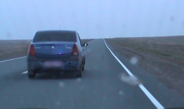    Погоня со стрельбой: в Орске пьяный водитель пытался отбиться бутылками от сотрудников ДПС, но был задержан