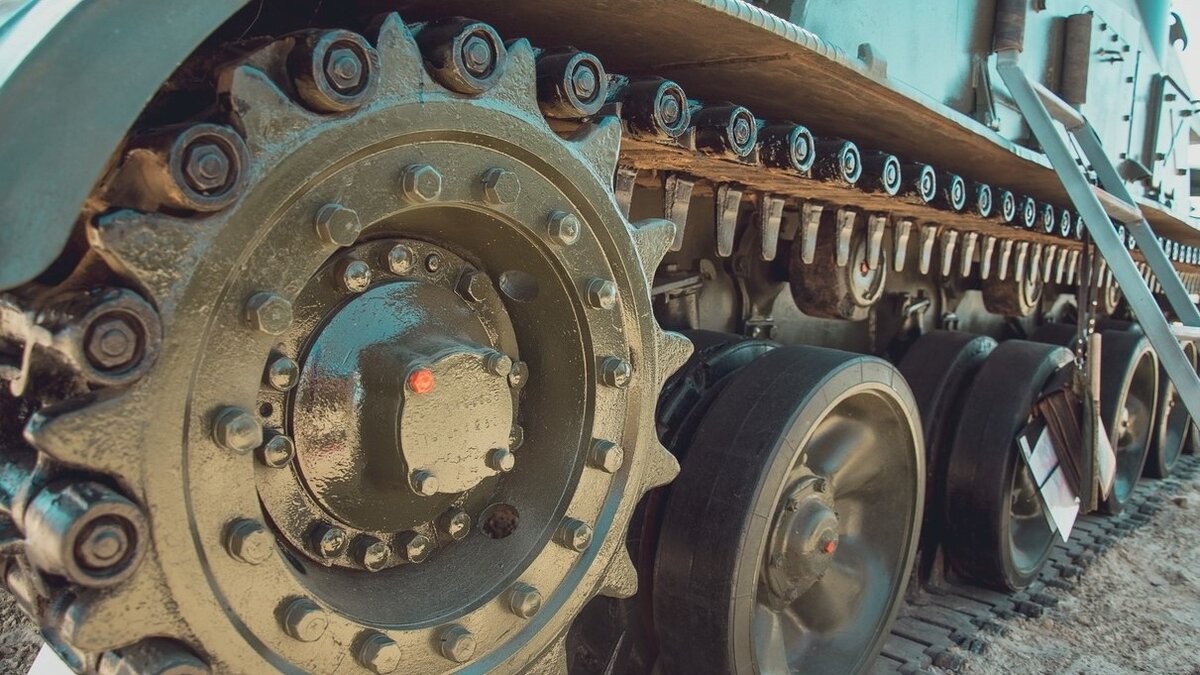     Посол Центрально-Африканская Республика (ЦАР) в России Леон Додону-Пунагаза заявил о желании властей страны разместить на своей территории российскую военную базу. Он напомнил, что с таким предложением во время визита в Москву выступил председатель парламента ЦАР Симплис Саранджи.