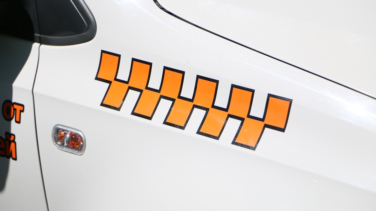     Таксисты не смогут работать более 12 часов в сутки в Приморье. Такое постановление вынесли в правительстве РФ.