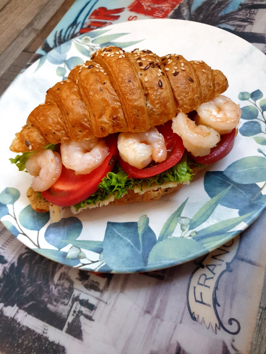 Круассан с сыром, креветками и овощами🦐🥐🍅 | Домашний ресторан | Дзен