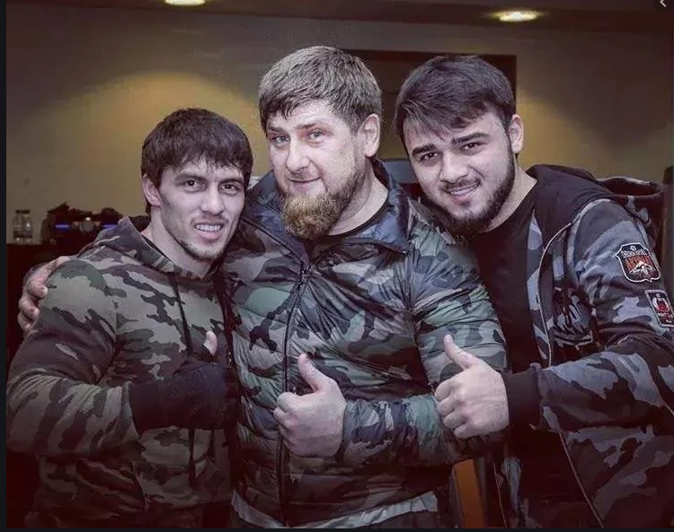 Братья кавказа. Висита Ахматович Кадыров. Рамзан Кадыров 2005.
