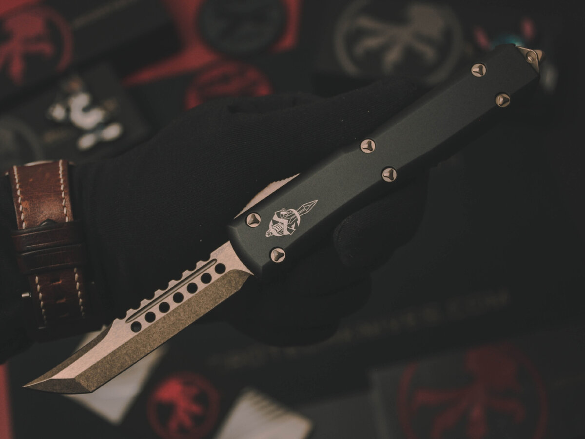 Нож Microtech Ultratech Hellhound Bronz Signature