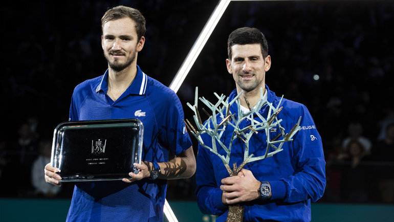    Даниил Медведев (слева) и Новак Джокович. Global Look Press