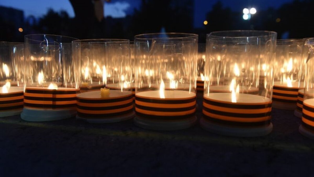     Во время акции будет объявлена минута молчания.