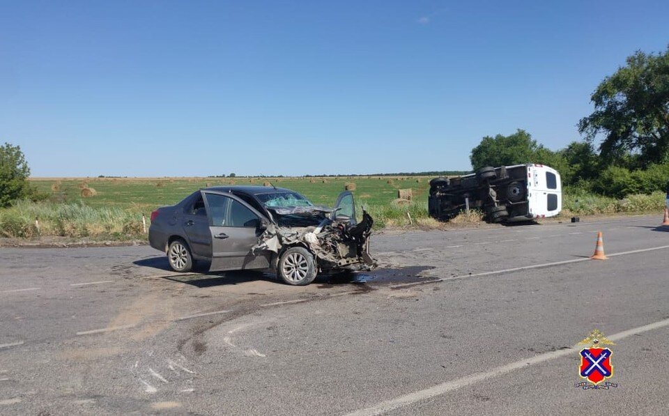    Оба авто серьезно пострадали. В больнице три человека. ГУ МВД по Волгоградской области