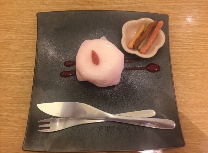 Так дайфуку выглядит в ресторане