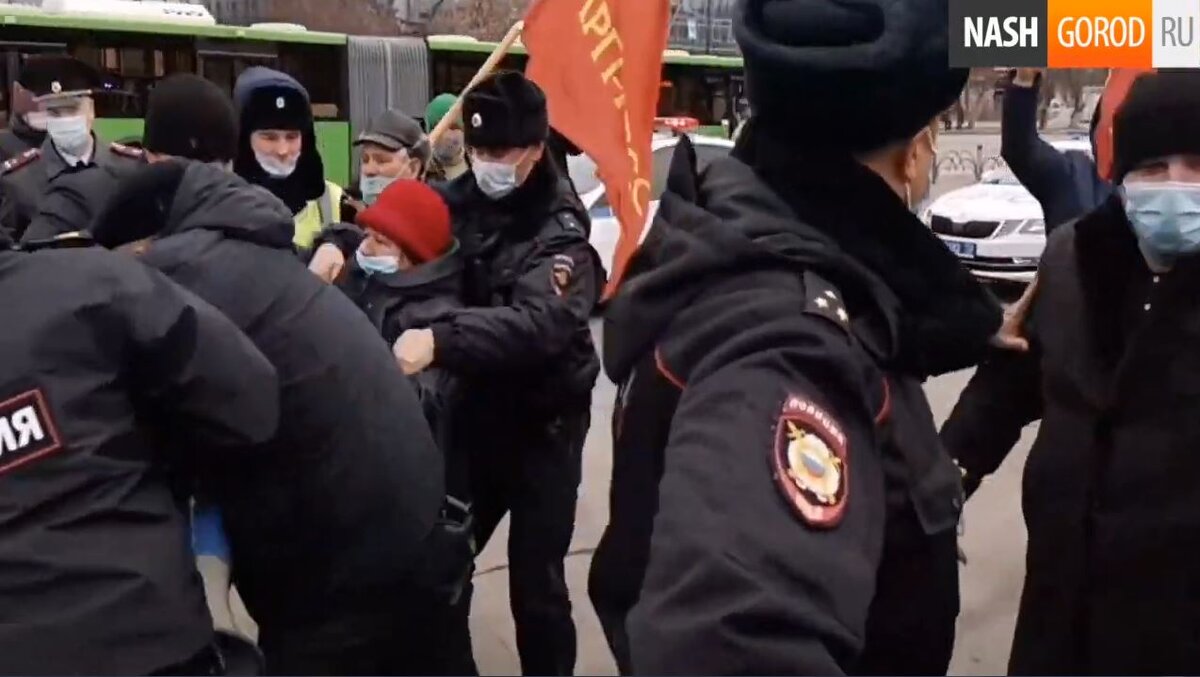 30 июня 2023 г. в Ленинском районном суде состоялся очередной судебный процесс против первого секретаря Тюменского обкома РКРП(б)-КПСС А.К. Черепанова. Подполковник полиции Волковицкий В.С.-3
