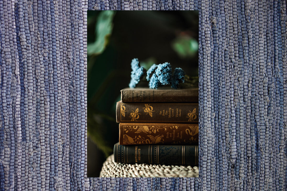 Photo by Zoe on Unsplash