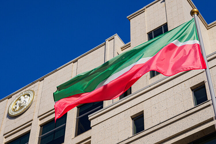  Депутаты поправили ст. 1 закона РТ «О числе депутатов Государственного совета Республики Татарстан, работающих на профессиональной постоянной основе». Согласно пояснительной записке, еще один депутат на профессиональной основе понадобился, чтобы повысить эффективность работы Госсовета Фото: «БИЗНЕС Online»