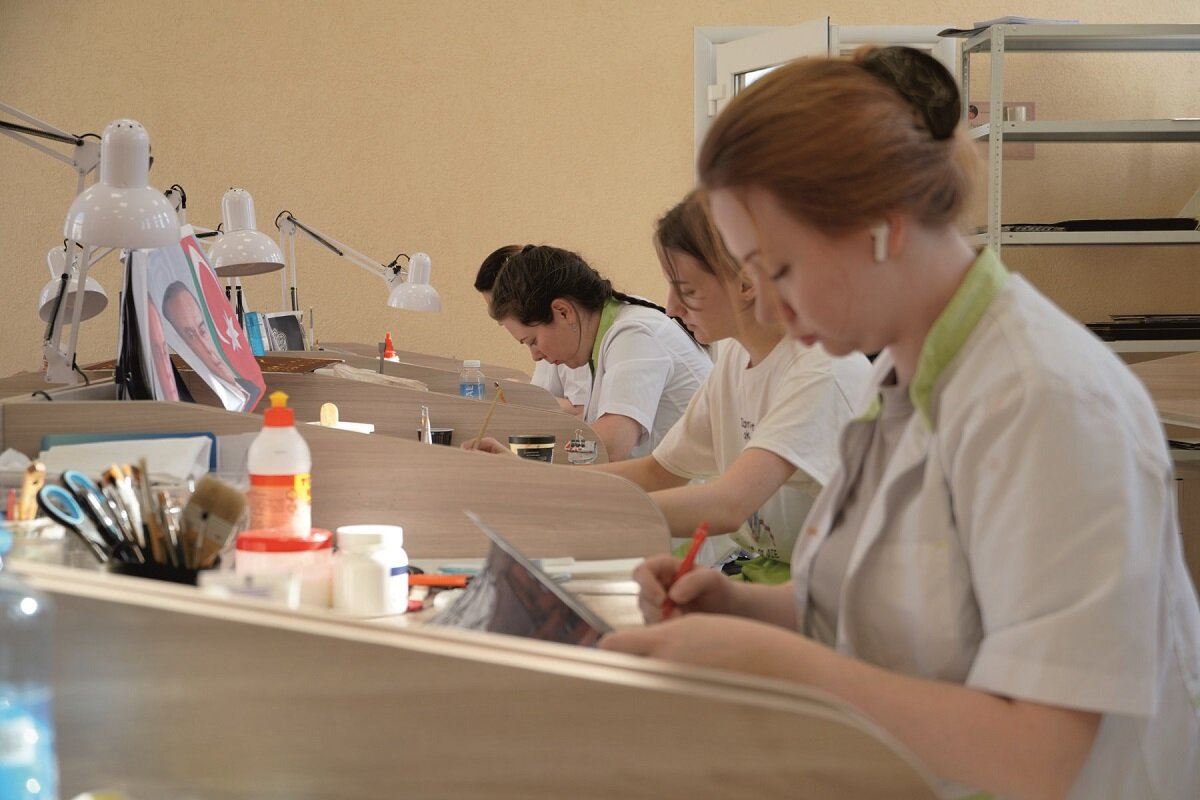 Фото: Калининградский янтарный комбинат