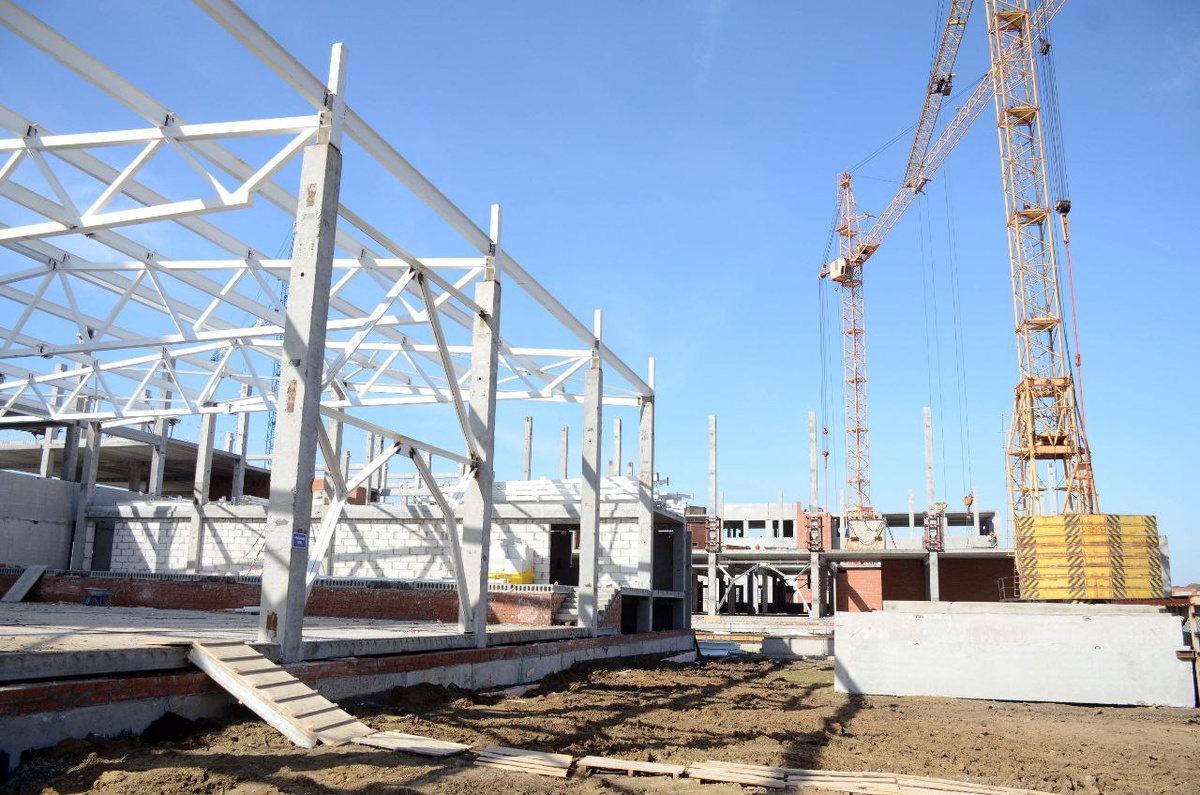    Строящуюся школу на ул. Рокоссовского в Оренбурге планируют сдать до конца года Белов Михаил Александрович