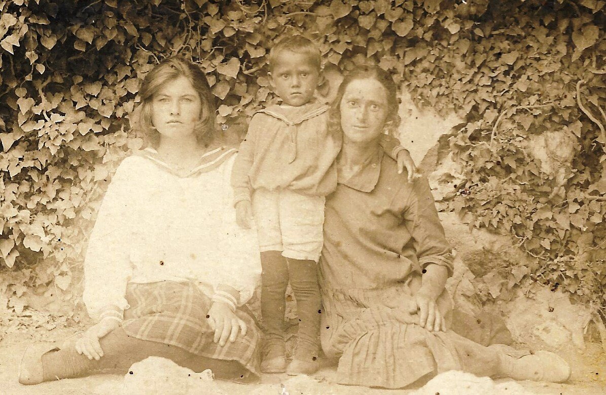 Черномурко Николай, на этой фотографии ему 5 лет....