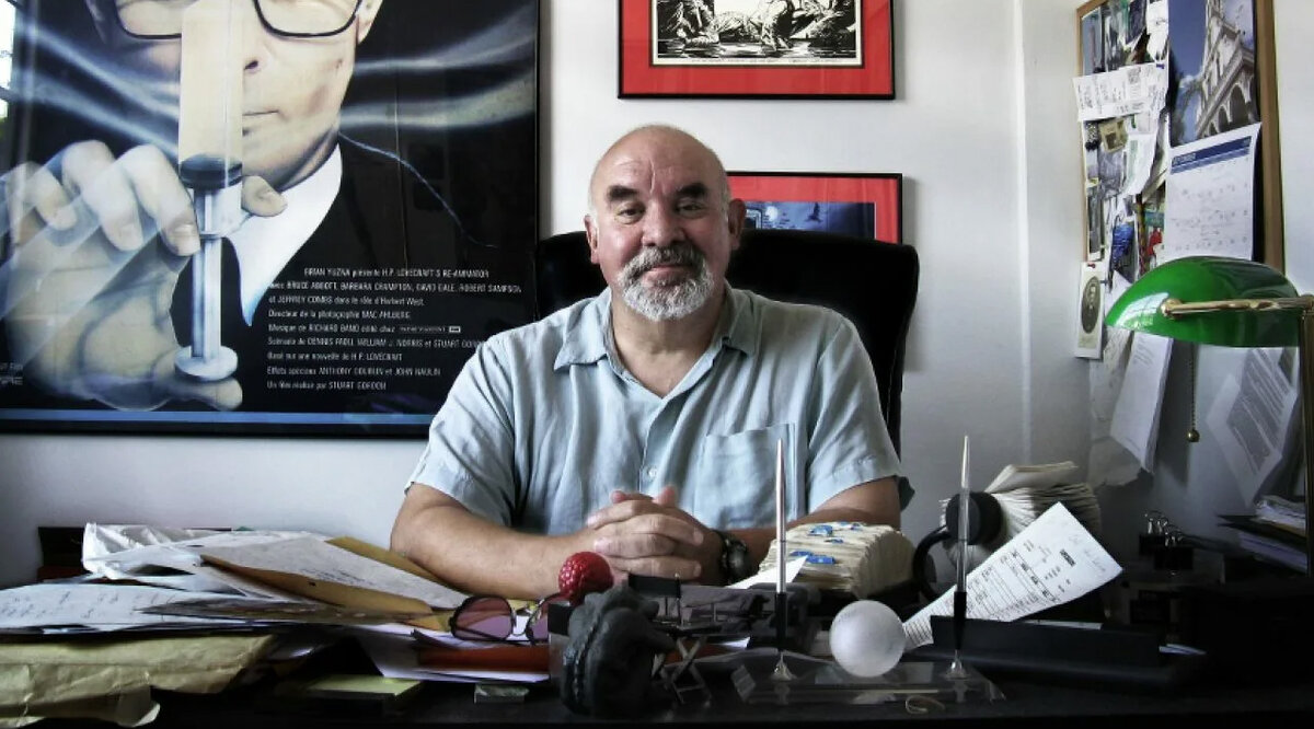 Стюарт Гордон