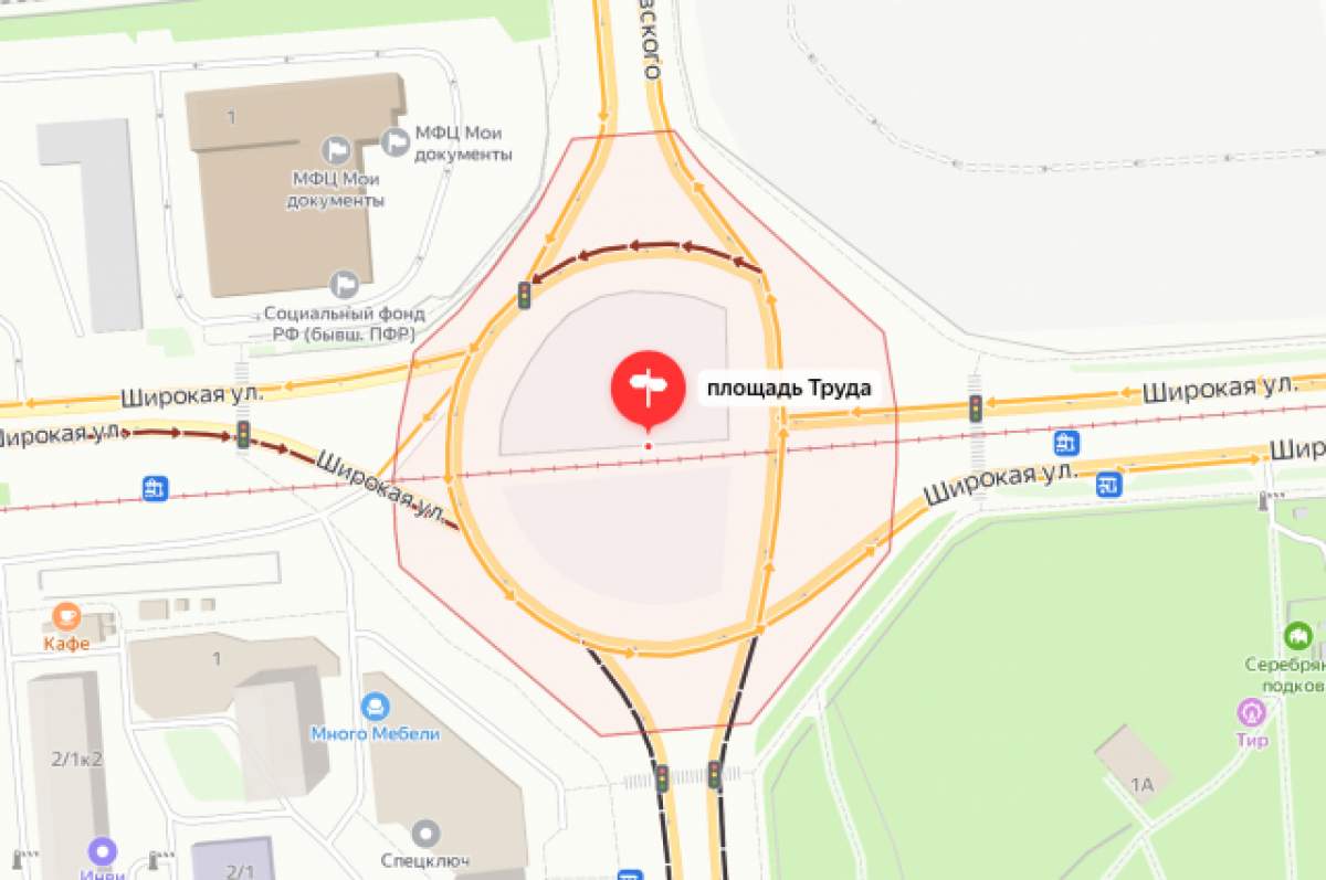    Жители Новосибирска попали в пробки на подъезде к площади Труда