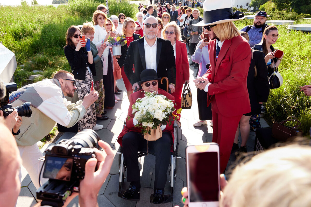 Листайте вправо, чтобы увидеть больше изображений