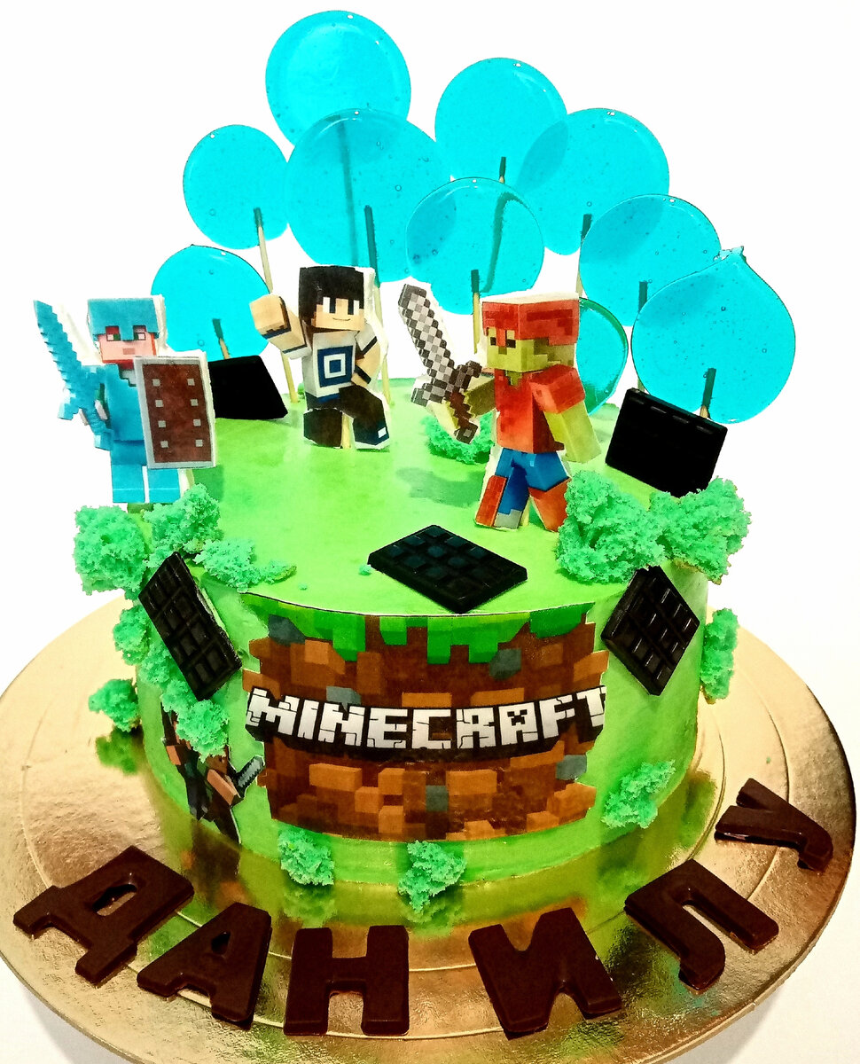 Яркий популярный детский торт