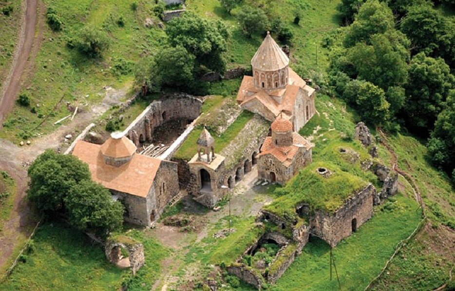 Дадиванк — один из древнейших армянских монастырей. Фото из открытых источников сети Интернета