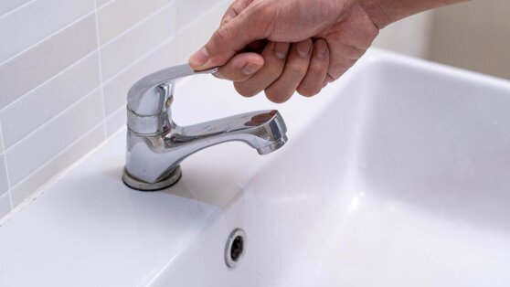    В Москве первые отключения горячей воды начнутся 15 мая Анастасия Романова