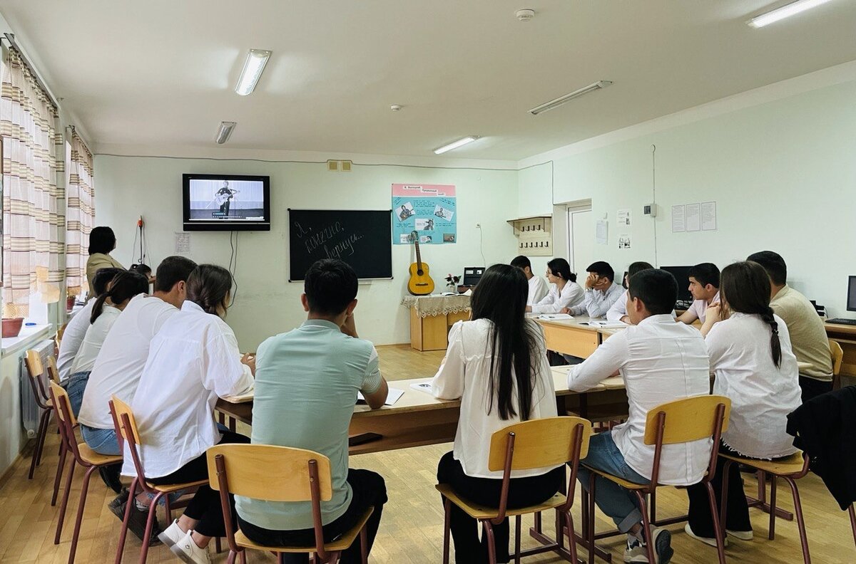 В Нагорном Карабахе состоялась методическая конференция учителей русского языка. Фоторяд
