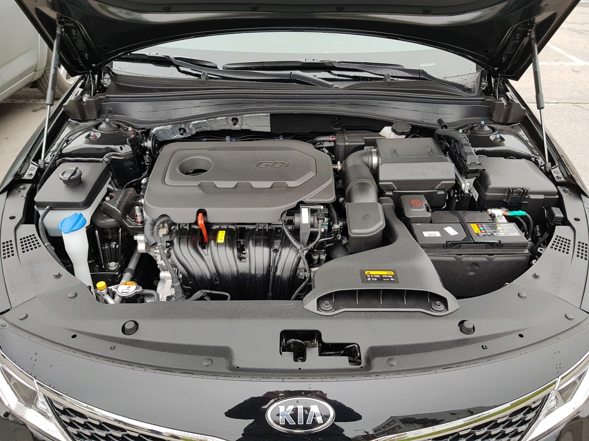 Купить двигатель киа оптима. Мотор Киа Оптима 2.4 2012. Мотор Киа Оптима 2.4 2017-. Kia Optima подкапотное пространство. Киа Оптима 2017 подкапотка.
