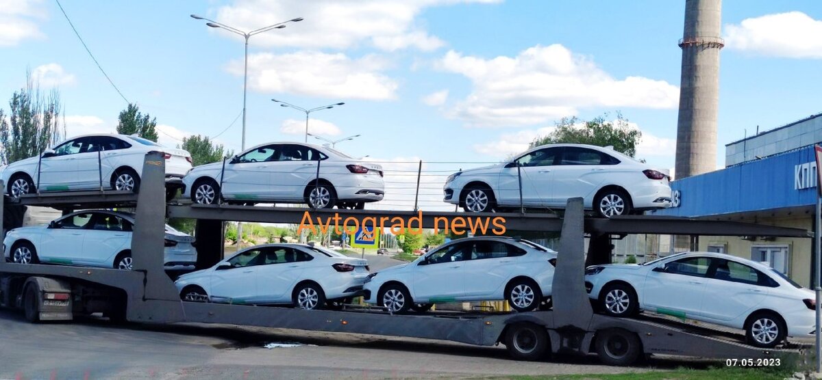     Пока эти автомобили окрашиваются всего в 2 цвета