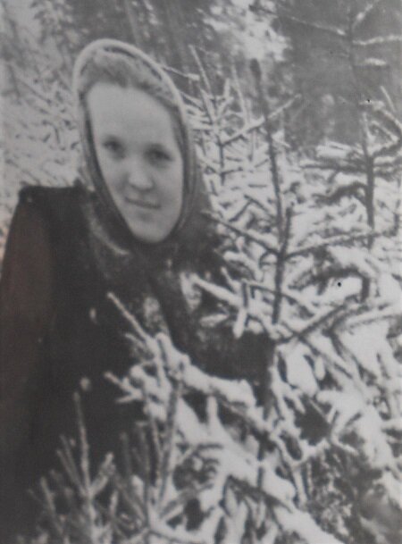 здесь маме лет 20