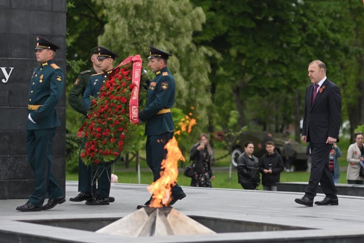    В Майкопе почтили память защитников Отечества