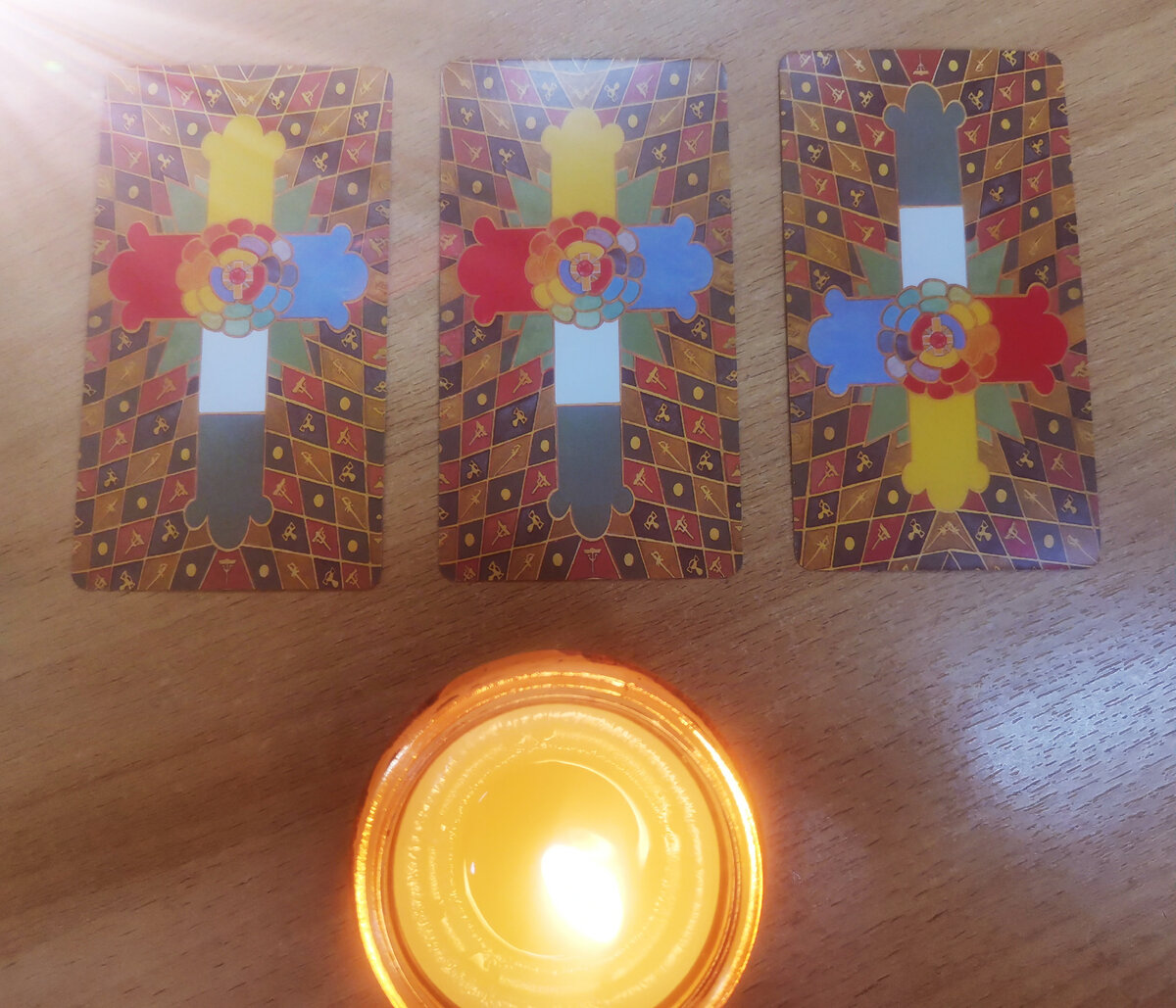 Расклад на Три Варианта. Таро Тота