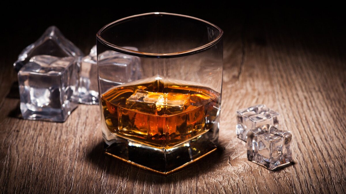 Whisky Stones или лед pro-dachnikov.com/dom/29048-stakan-viski-so-ldom-134-foto.html