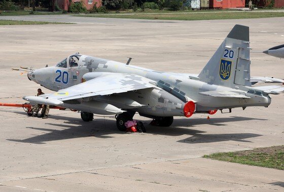    Су-25