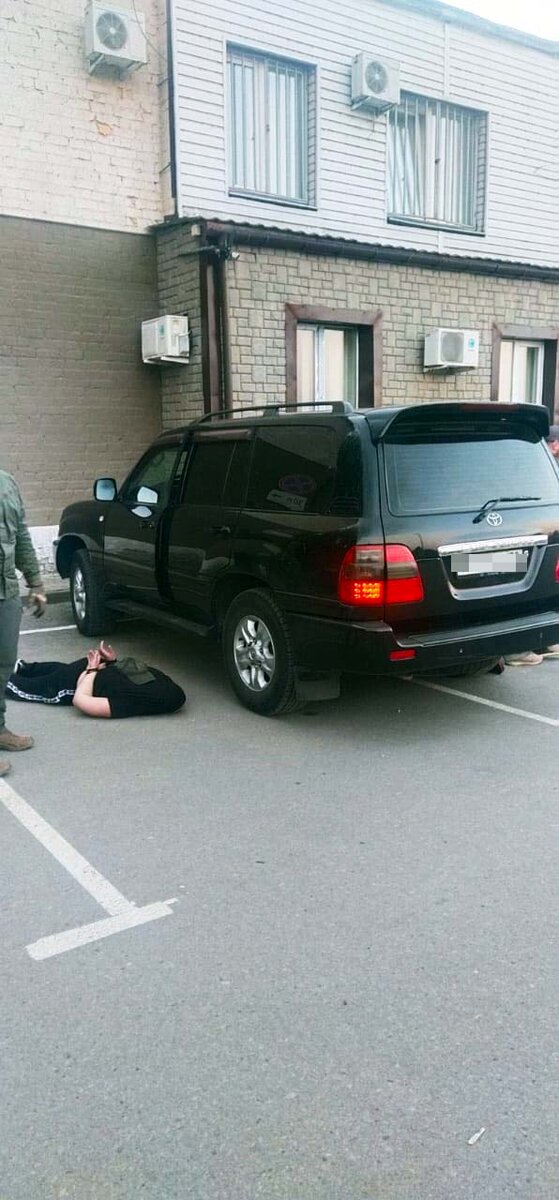    Арестованный за взятку таможенник оказался сыном первого главы Брянской области и представителя Президента РФ Барабанова avchernov