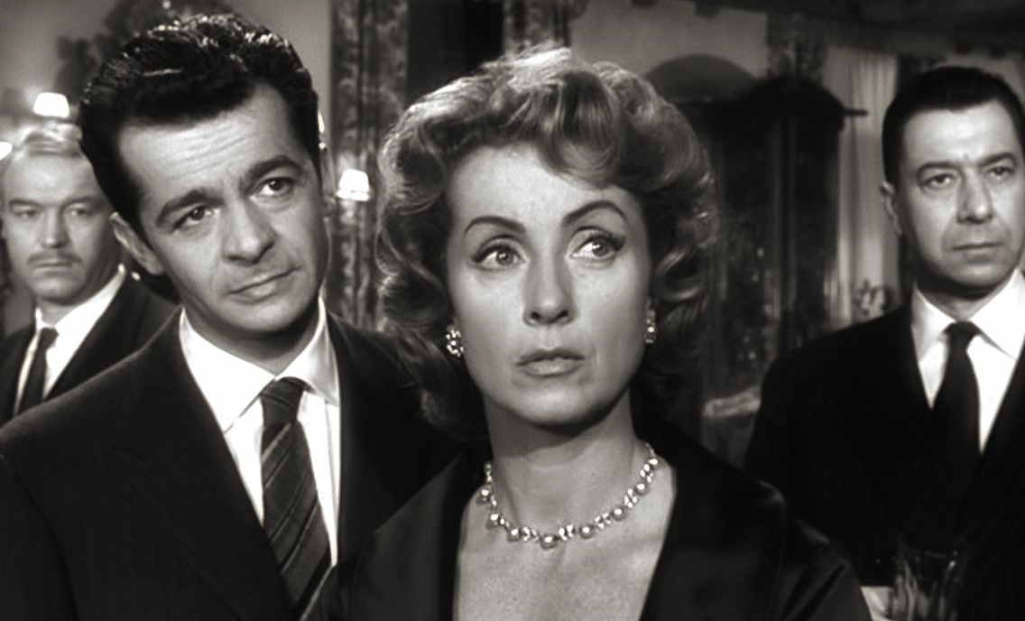 Кадр из фильма "Мари-Октябрь" взят для иллюстрации из Яндекс Картинки.  