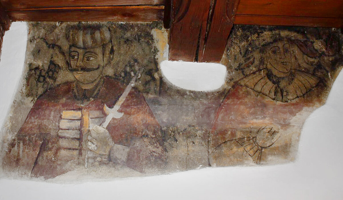 Портрет отца Дракулы слева (Фото из личного архива автора статьи)