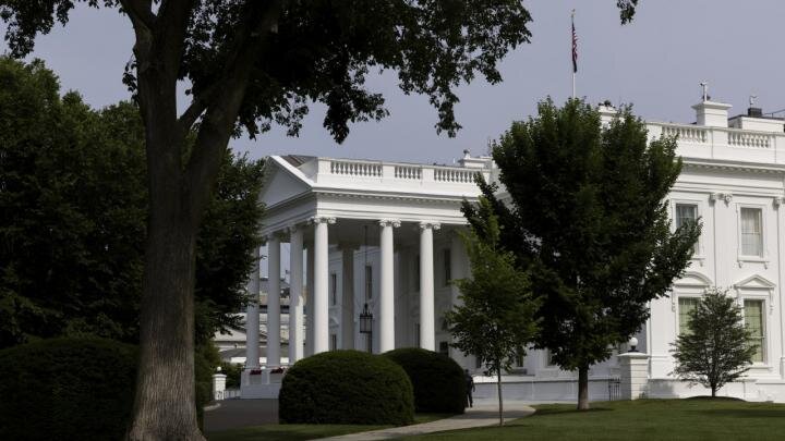 Фото: globallookpress.com/Julia Nikhinson - Pool via CNP