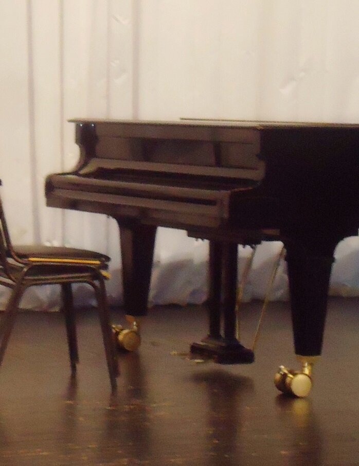 Что чувствует рояль? Зависит от того, как посмотреть...