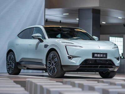    Китайский электрокар с запасом хода в 600 км показали на «шпионских» снимках