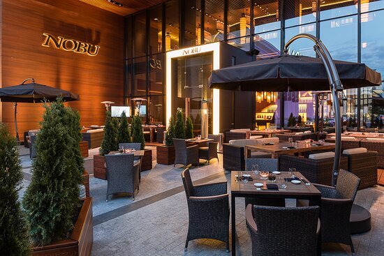 “Nobu”. Летняя веранда. Люблю я это место, так что полюбуйтесь ещё 😇 Фото: www.tripadvisor.ru