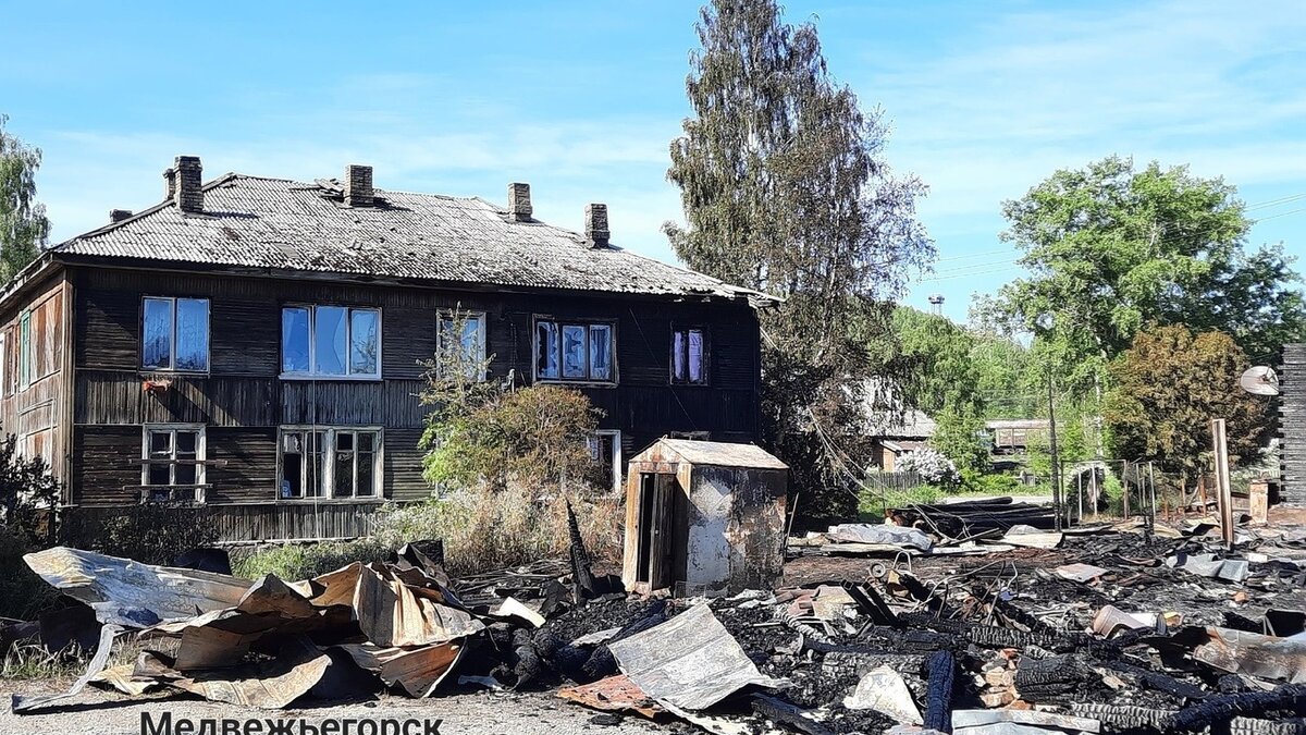     В Госкомитете Карелии по ОЖ и БН рассказали, как будет разрешаться судьба погорельцев из Медвежьегорска.